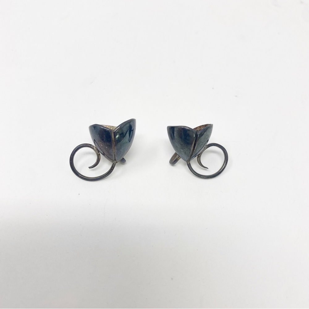 641 Paul Lobel Sterling Silver Screw Back Earrings Tulip Motif